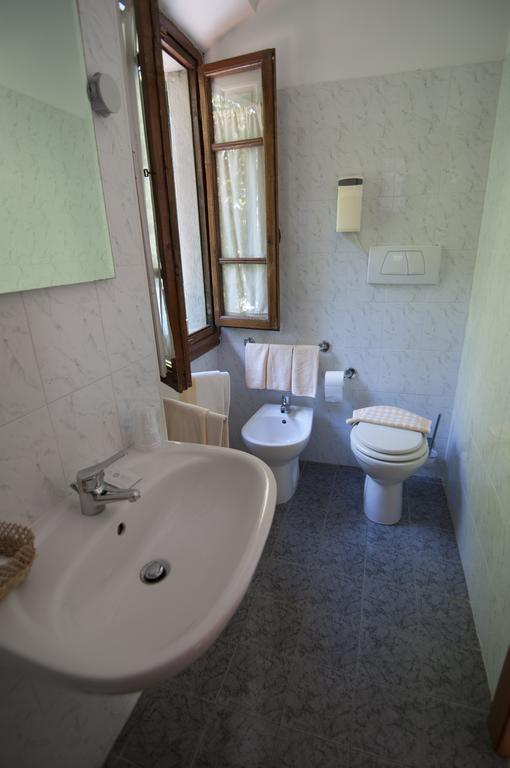 Hotel Tre Fiumi Ronta Habitación foto